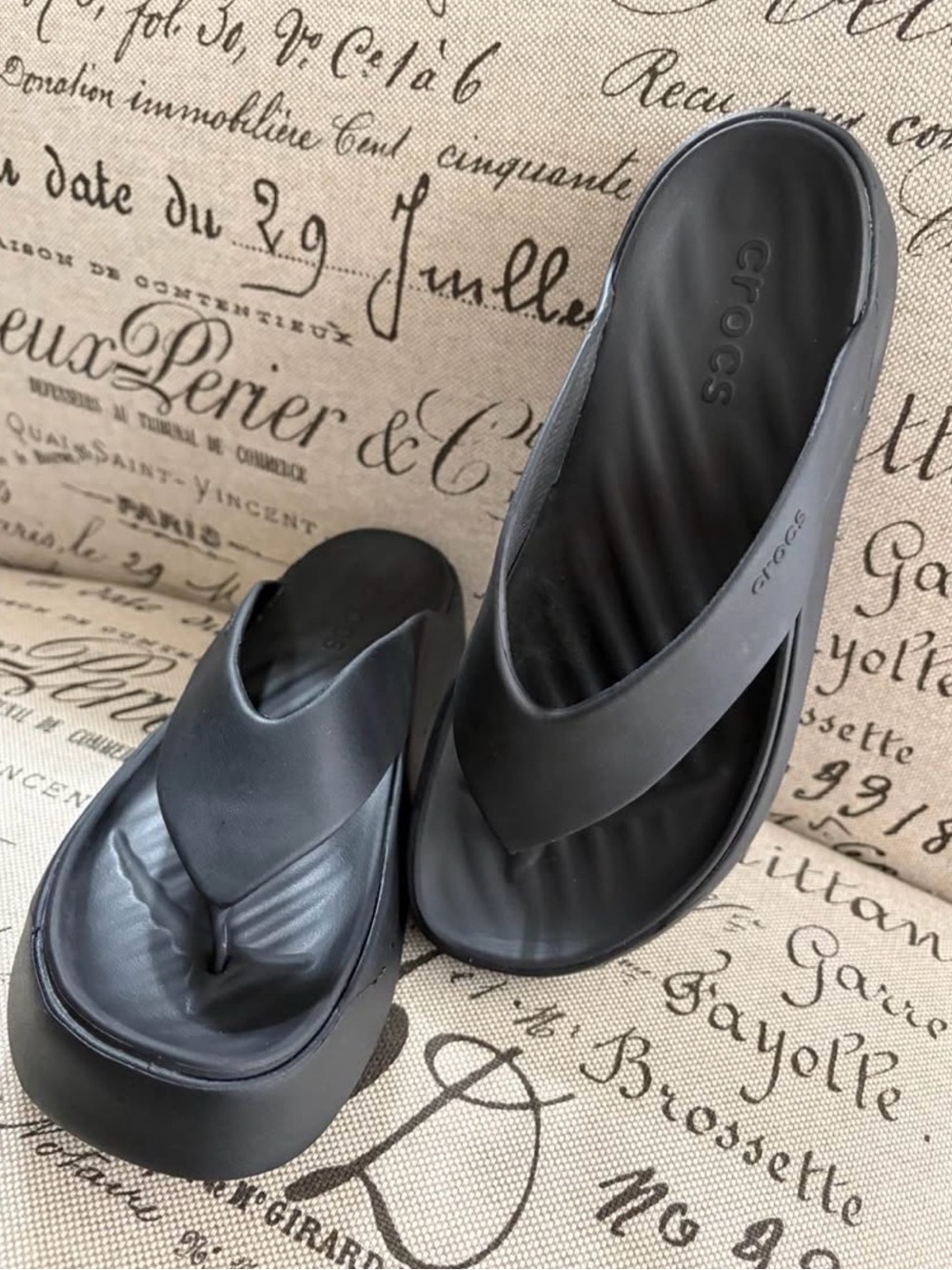 CROCS Black Platform Flip Flops
